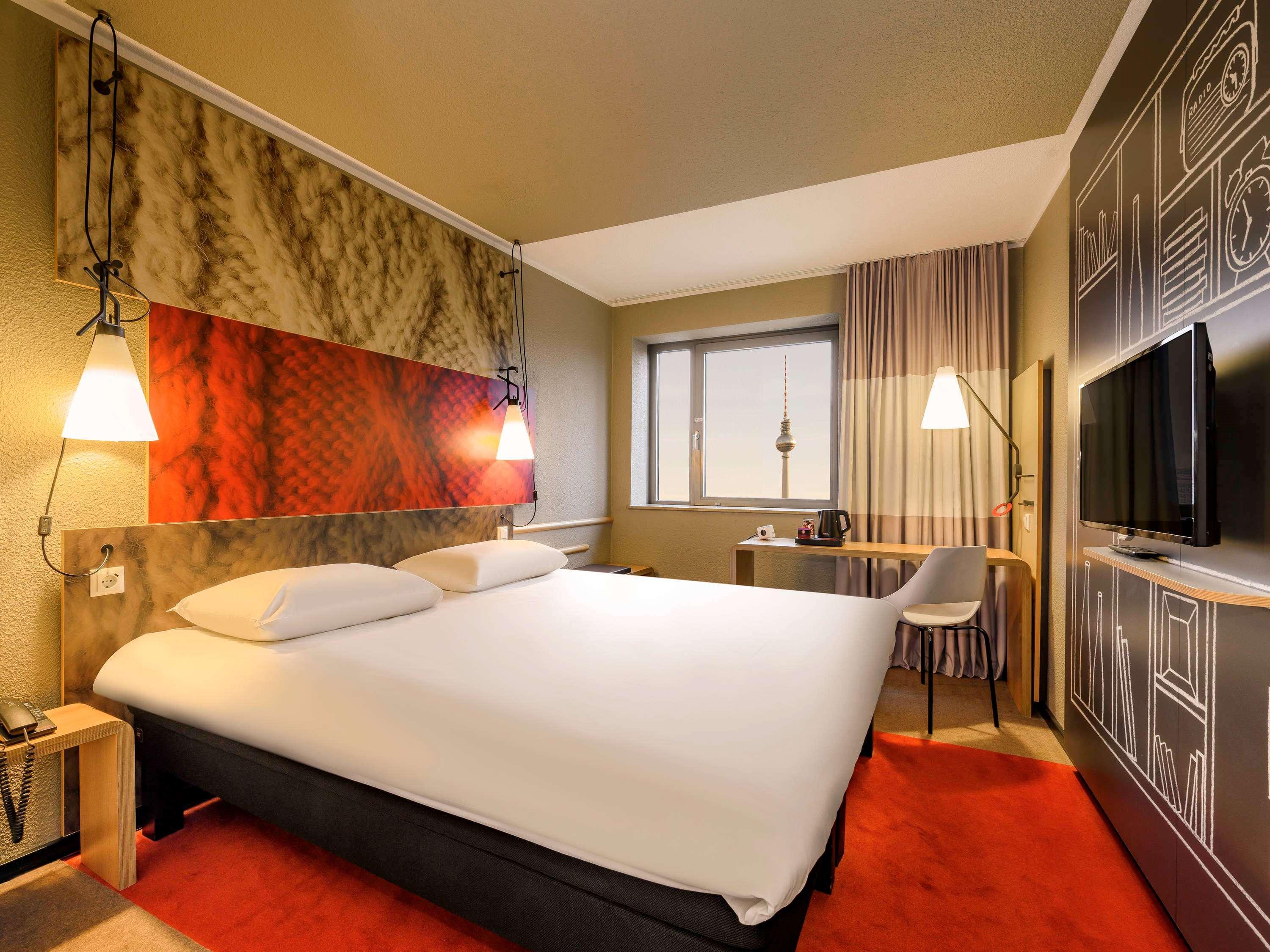 Ibis Mitte Hotel 2*